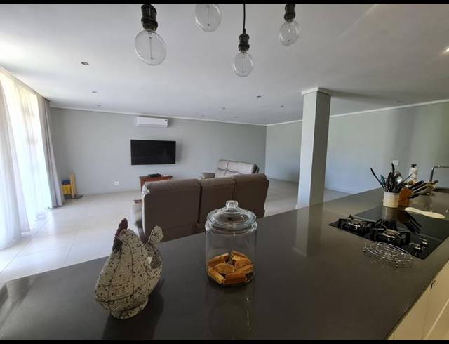 2 BEDROOM APARTMENT FOR SALE IN MIDFIELDS